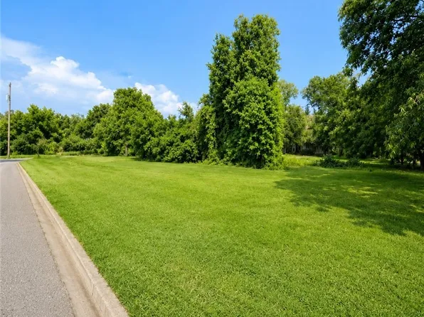 824 Polk St, Bryan, TX 77803