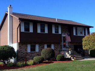 139 E Broadway St, Larksville, PA 18704