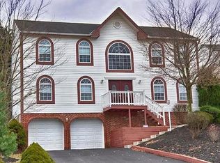 113 Markwood Dr, Canonsburg, PA