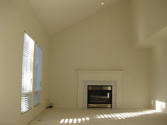 3rd image of 18201 SE 17th St