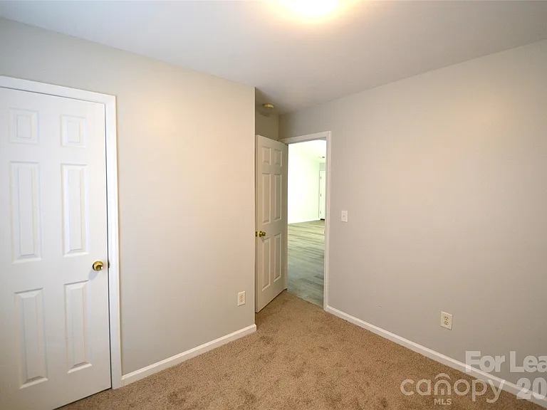 4638 Palm Breeze Ln — Photo 24