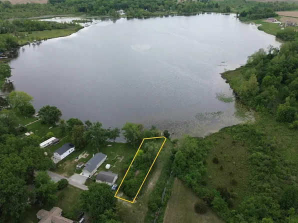 2595 S Knoll Dr, Macy, IN 46951