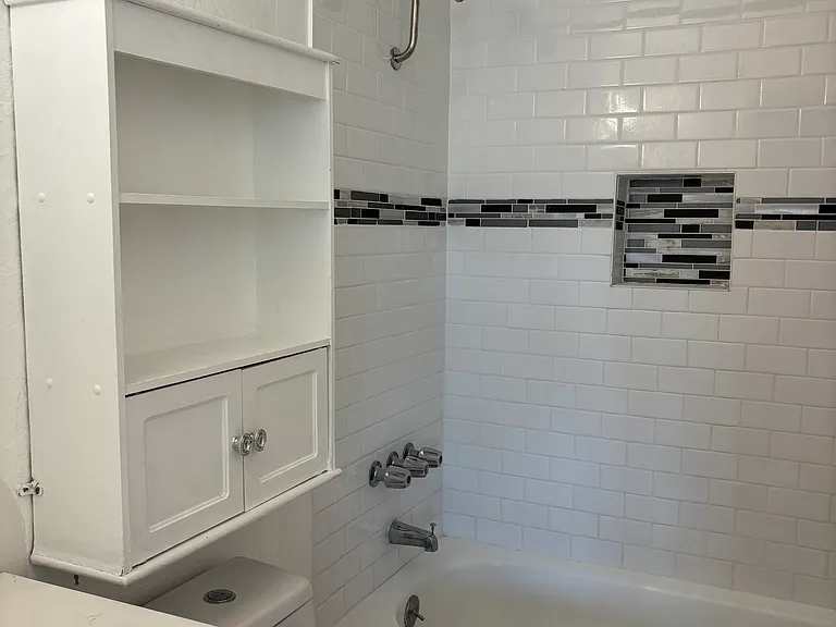 3020 35th Ave #15 — Photo 10