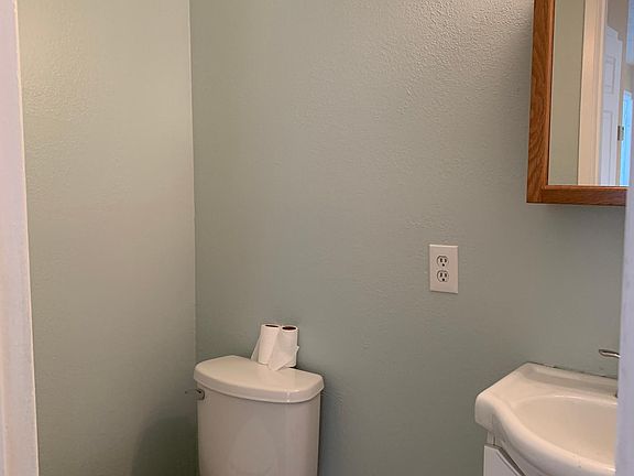 5th image of 1244 Flora Ave