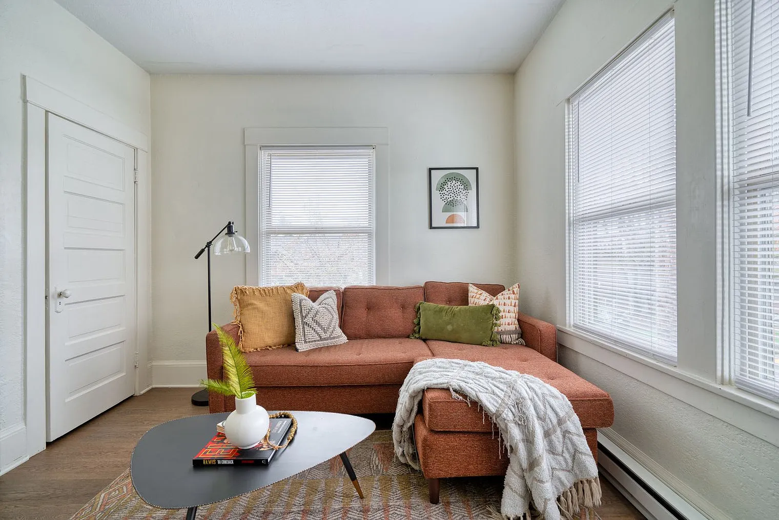 1 bed, 1.0 bath, 495 sqft, $2,651 — Photo 4