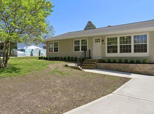 1714 Park Haven Dr, Champaign, IL