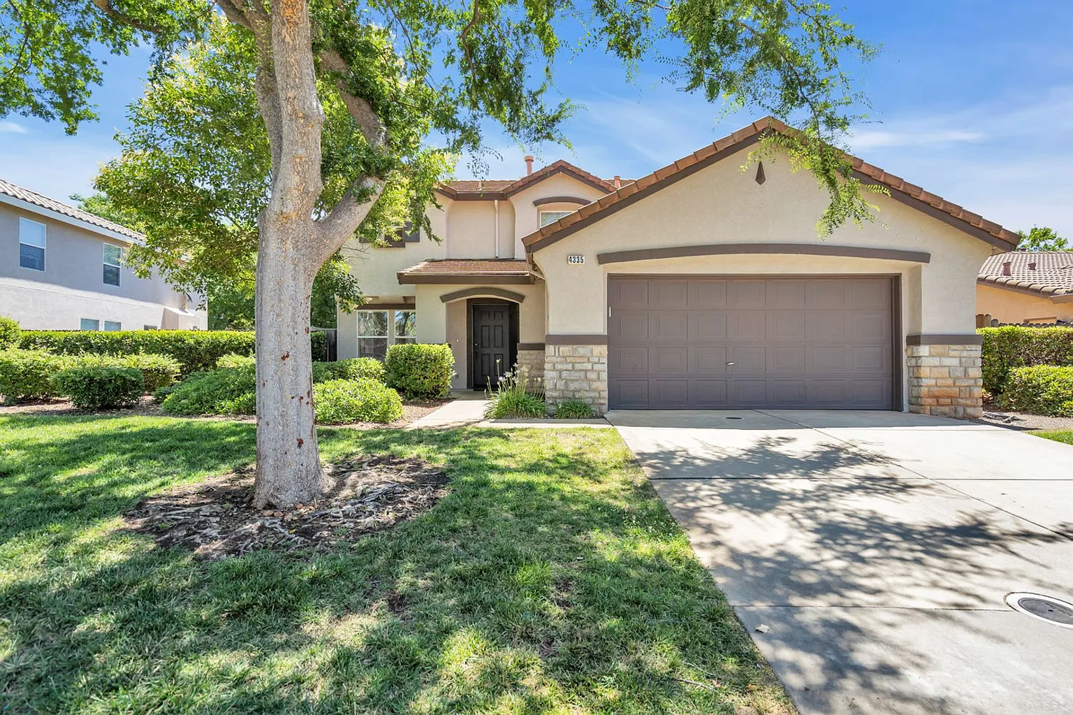 4335 Mustic Way photo 1
