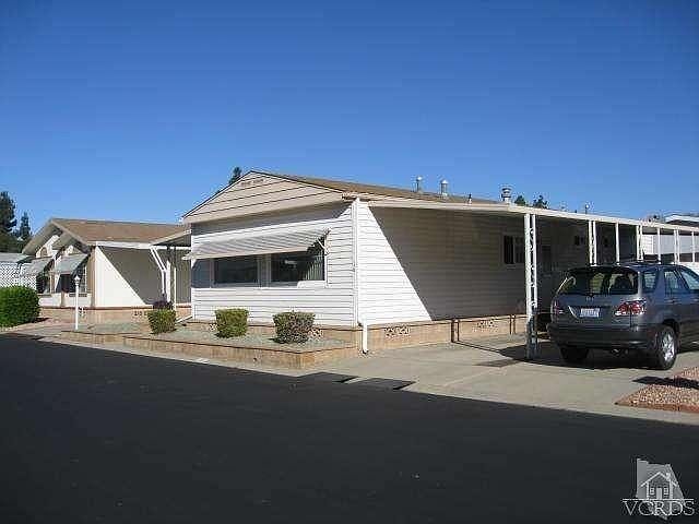 1st image of 16 Chaucer Ln #16