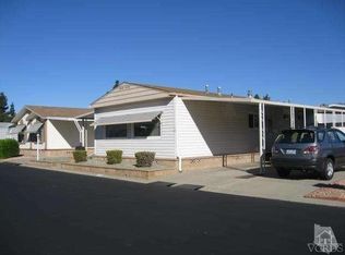 16 Chaucer Ln #16, Ventura, CA 93003