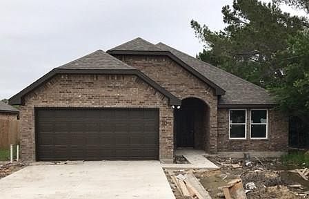 1st image of 202 Virginia Dr