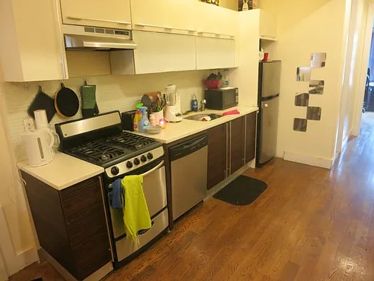 Rented by Nooklyn NYC LLC | media 11