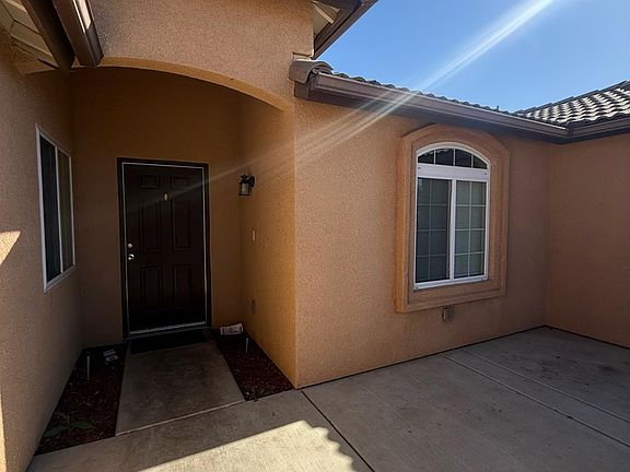 2nd image of 421 Karla St