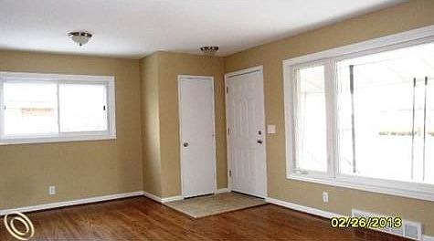 nice living room.jpg