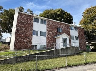 5 Lenox St APT 2, Lowell, MA 01852