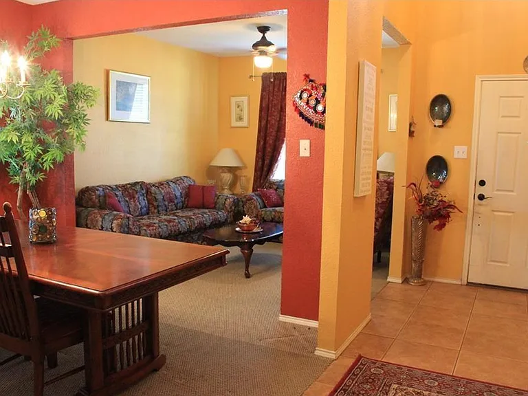 2425 Collier Dr — Photo 17