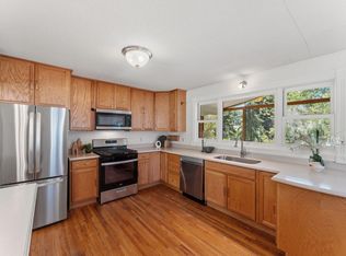 1607 E 87th St, Bloomington, MN 55425