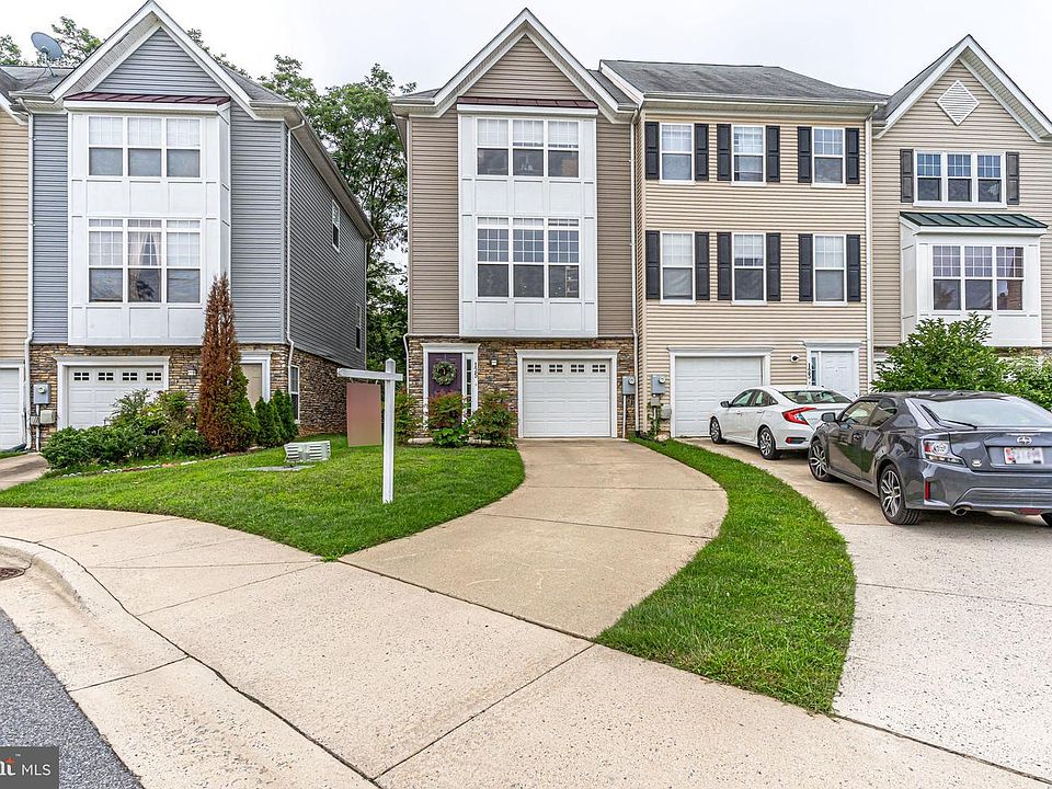 1st image of 125 Moore Dr