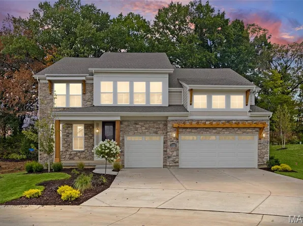 12315 Wildlife Trl, Town And Country, MO 63141