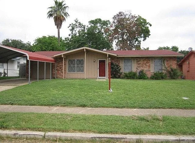 3 bed, 1450 sqft, $1,495 — Photo 3