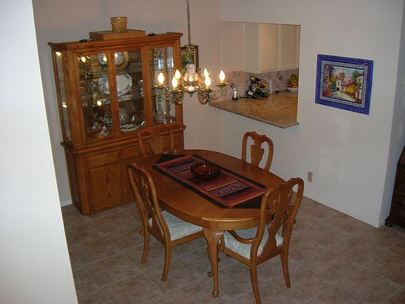 DINNING ROOM