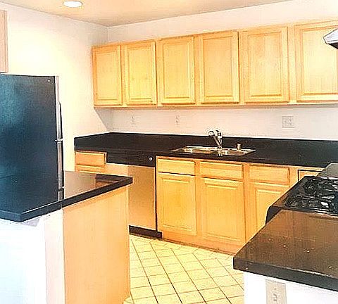 2nd image of 1033 3rd St APT 209