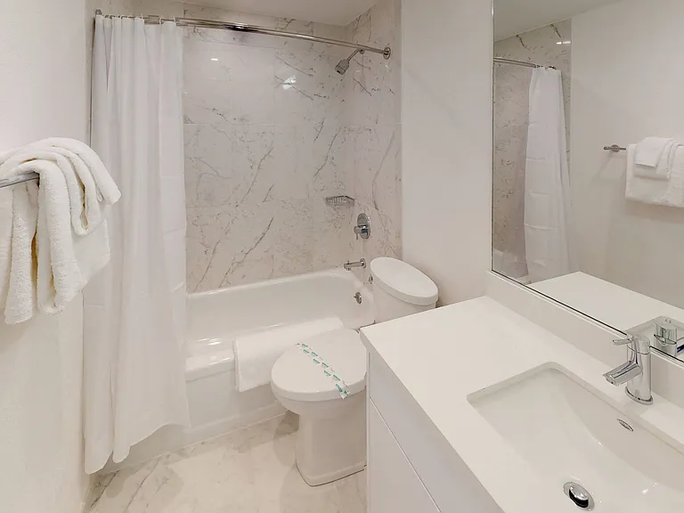 Marina Cove Apartments — Photo 28