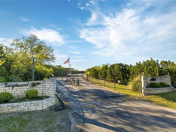 4th image of 16142 Salado Dr