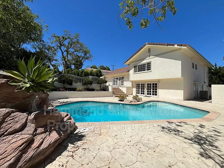 4527 Stark Ave — Photo 36