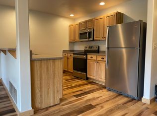 3152 Catkin Ln APT A, Bozeman, MT 59718