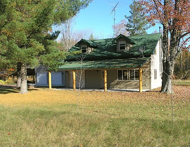 Country living on 20 acres