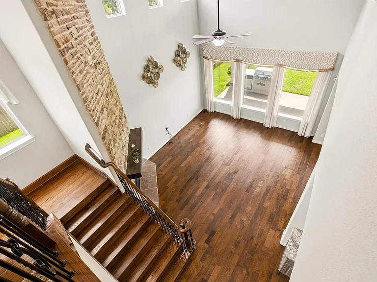 4330 Cobalt Cross St — Photo 35