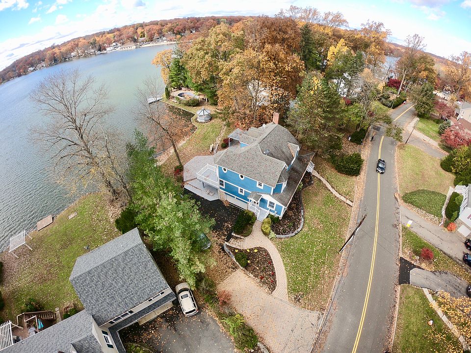 37 Lake Dr E, Wayne, NJ 0747