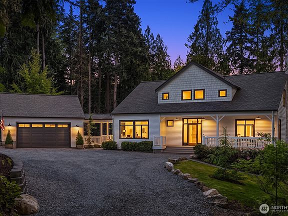3rd image of 6518 NE Justin Court