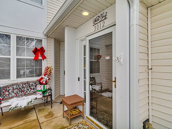 2nd image of 3012 Kentshire Cir #0