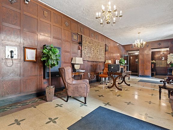 2nd image of 6700 S Crandon Ave APT 6C