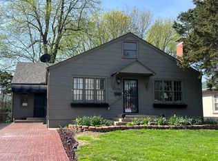 1536 E University St, Springfield, MO 65804