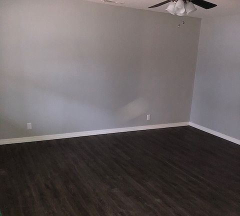 5th image of 816 N 14th Pl