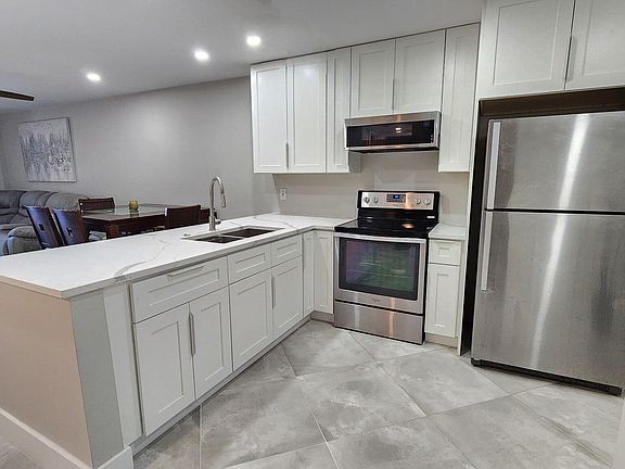 2nd image of 8605 W Sample Road #311