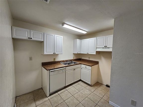 5th image of 6138 NW 26th St