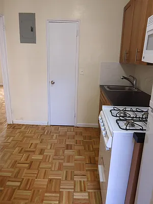 Rented by City & Suburban | media 10