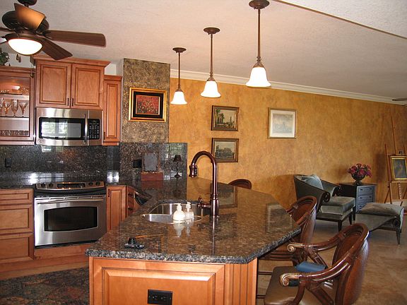3rd image of 115 Breakers Ct APT 113