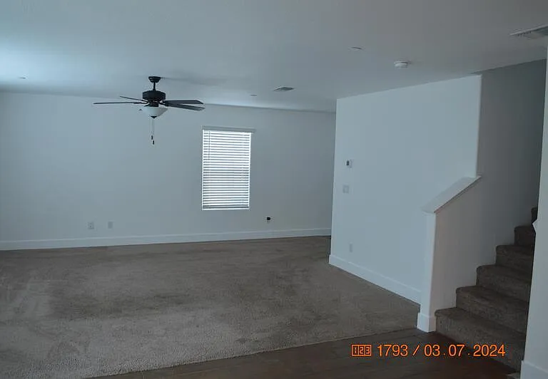 1663 Thistle Ln — Photo 8