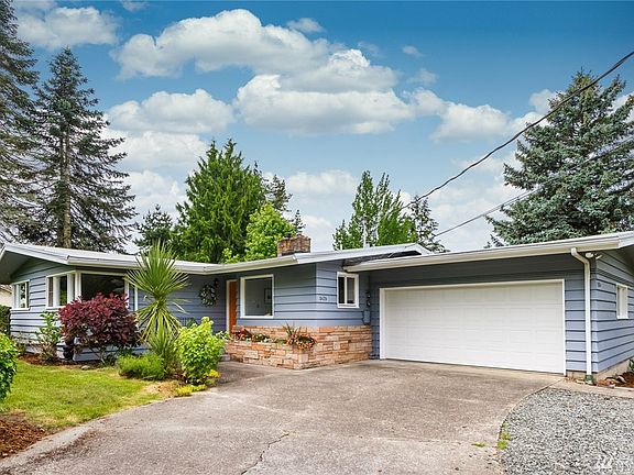 4th image of 1525 Legion Way SE