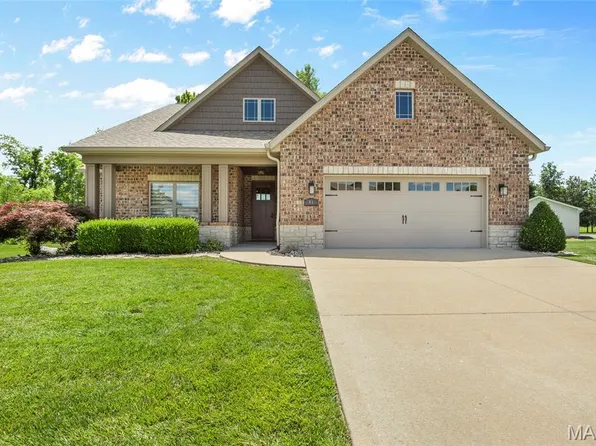 41 Nickel Plate Dr, Edwardsville, IL 62025