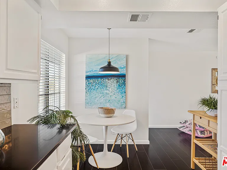 1020 Ocean Park Blvd #7 — Photo 6