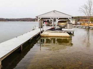 609 Point Dr, Bumpass, VA 23024