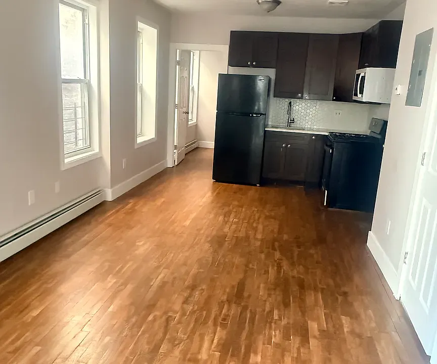2707 Decatur Ave #1