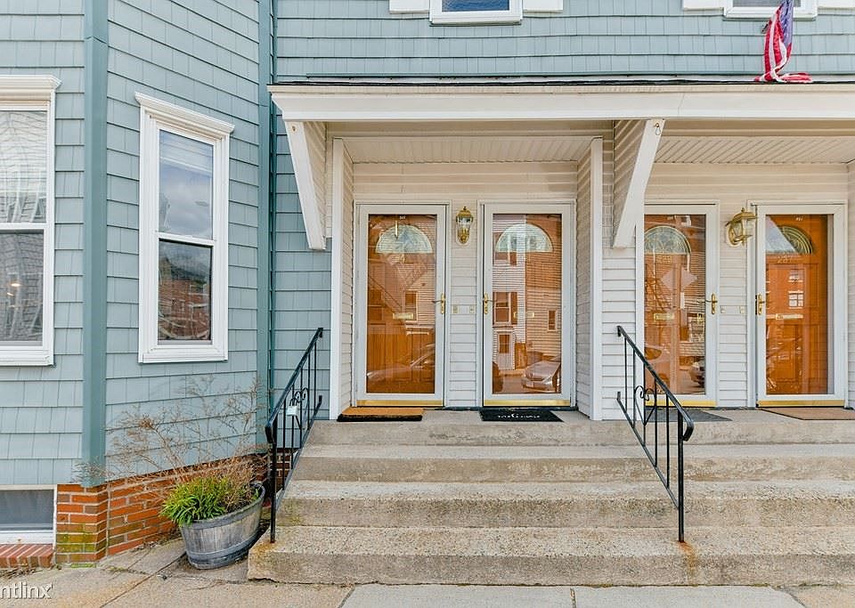 243 Emerson Boston (South Boston) Unit Photo 2