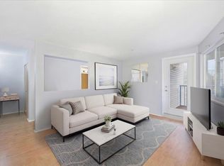 11595 Fraser St #311, Maple Ridge, BC V2X0X7