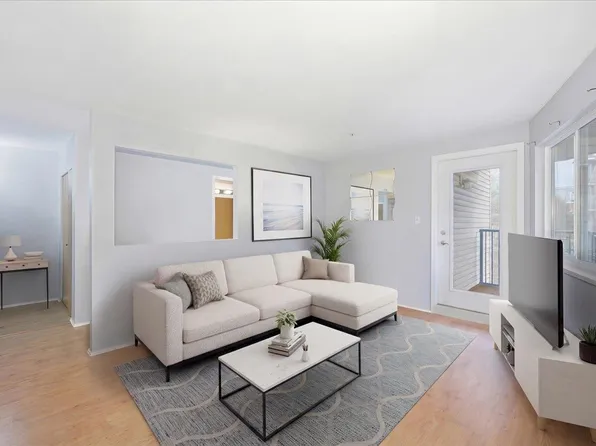 11595 Fraser St #311, Maple Ridge, BC V2X 0X7